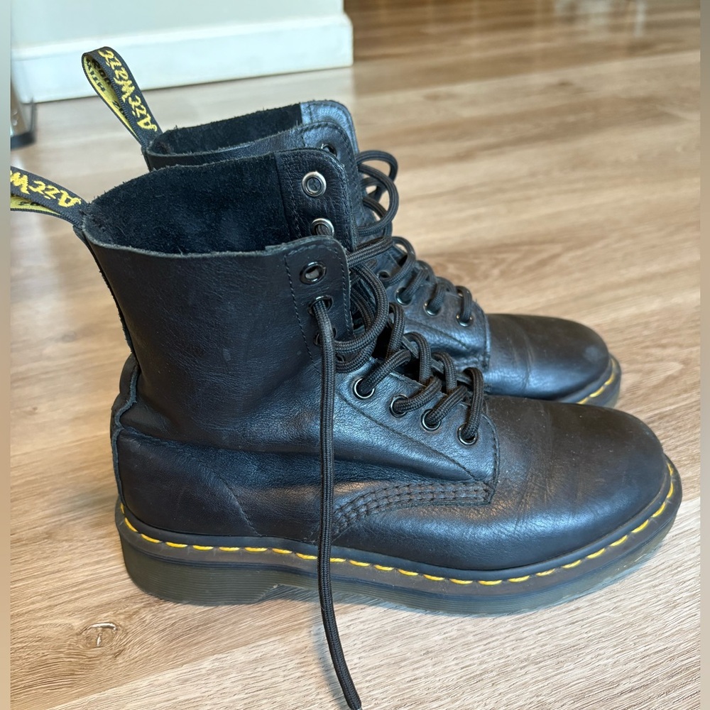 Women's Black Lace-Up Leather Combat Boots